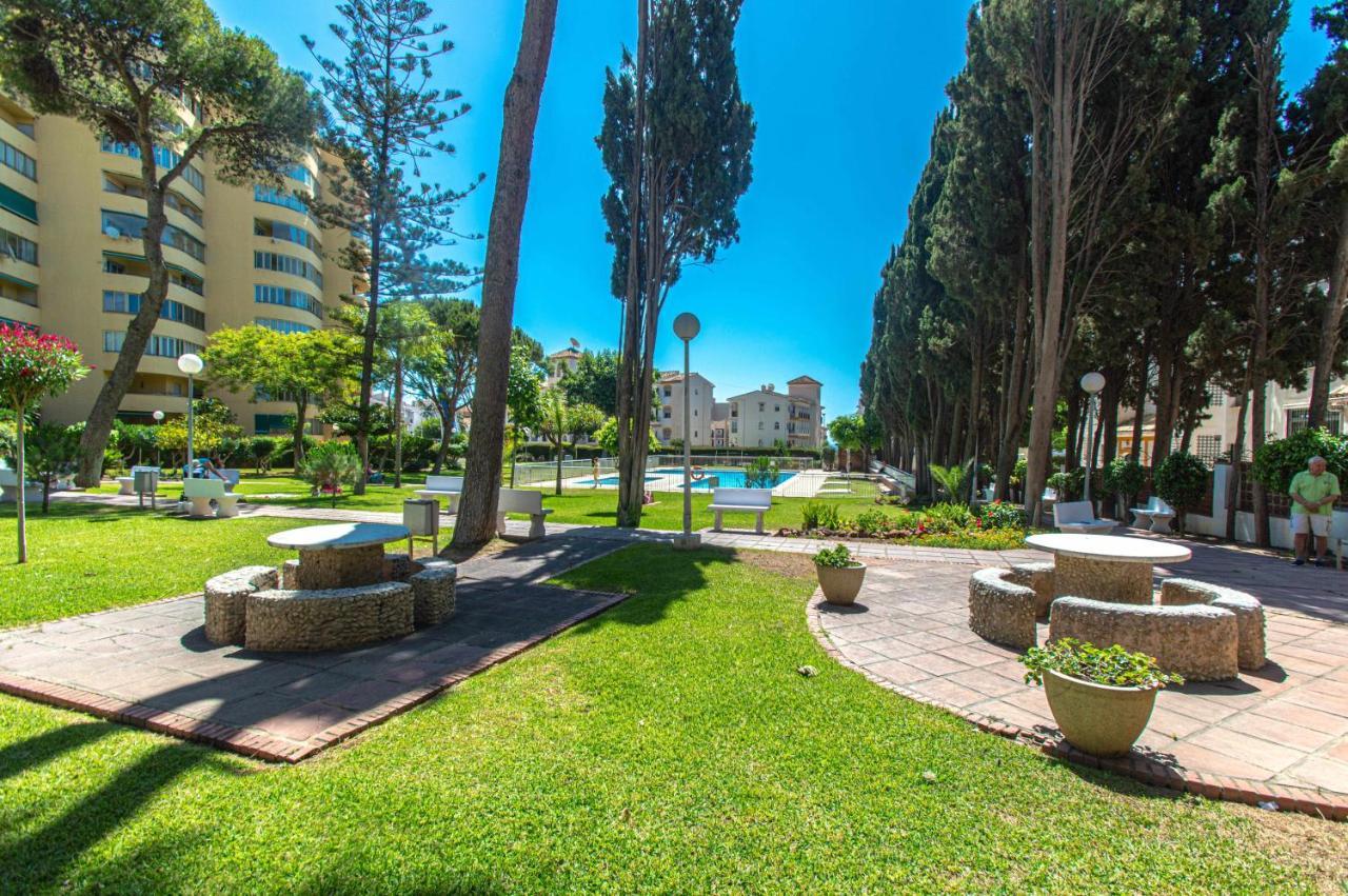 Apartamento El Rocío en la playa de Cariluela Torremolinos Exterior foto